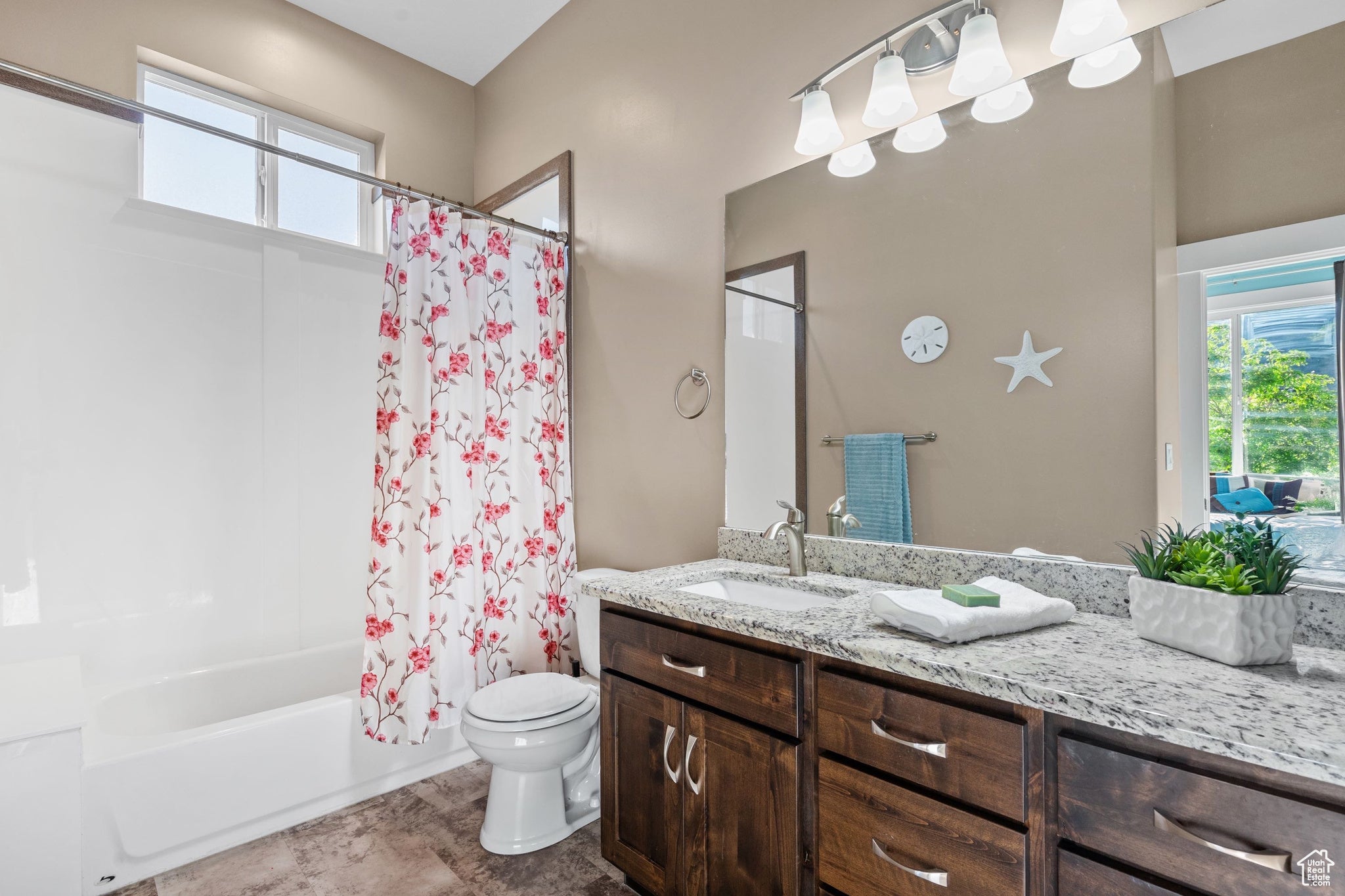 Mantua, Utah, 84324, United States, ,6 BathroomsBathrooms,Residential,Active,1843442