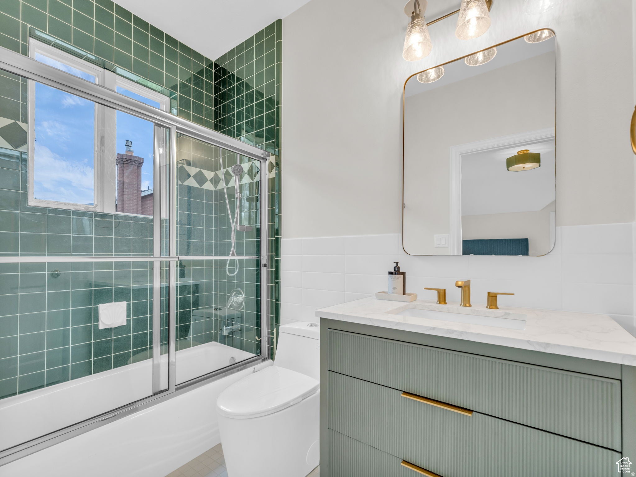 Provo, Utah, 84604, United States, 4 Bedrooms Bedrooms, ,4 BathroomsBathrooms,Residential,Active,2007063