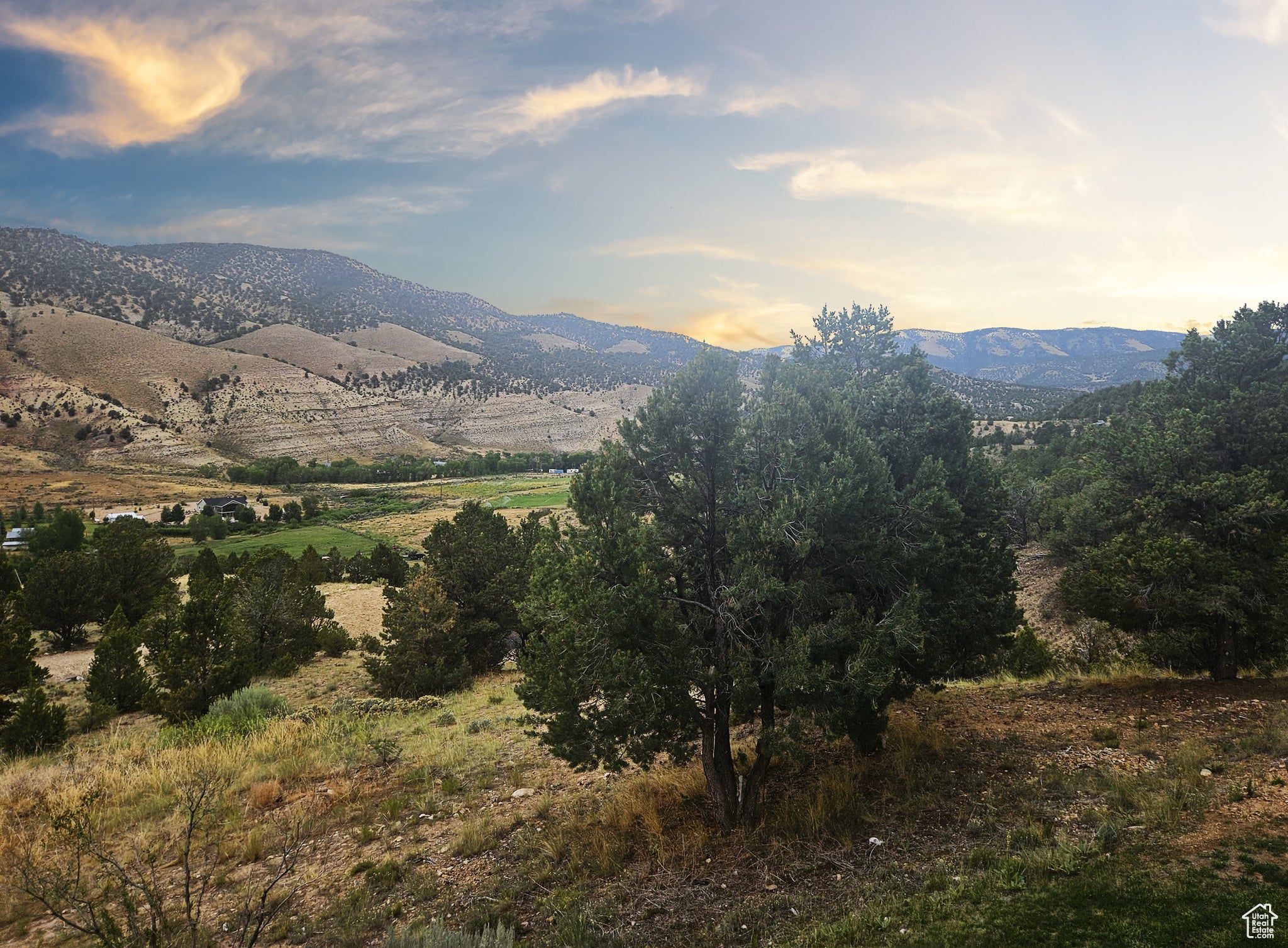 Fruitland, Utah, 84027, United States, 5 Bedrooms Bedrooms, ,3 BathroomsBathrooms,Residential,Active,1899229
