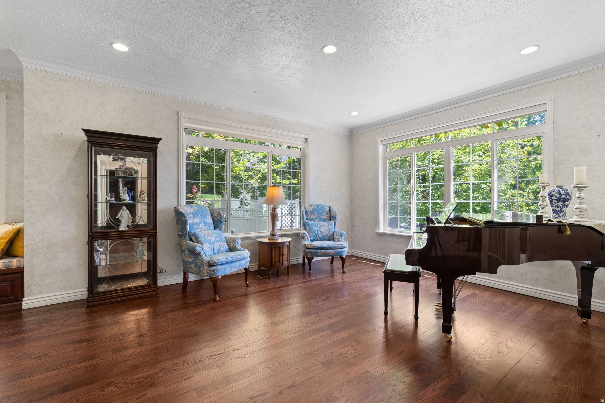 Orem, Utah, 84097, United States, 6 Bedrooms Bedrooms, ,6 BathroomsBathrooms,Residential,Active,2044198