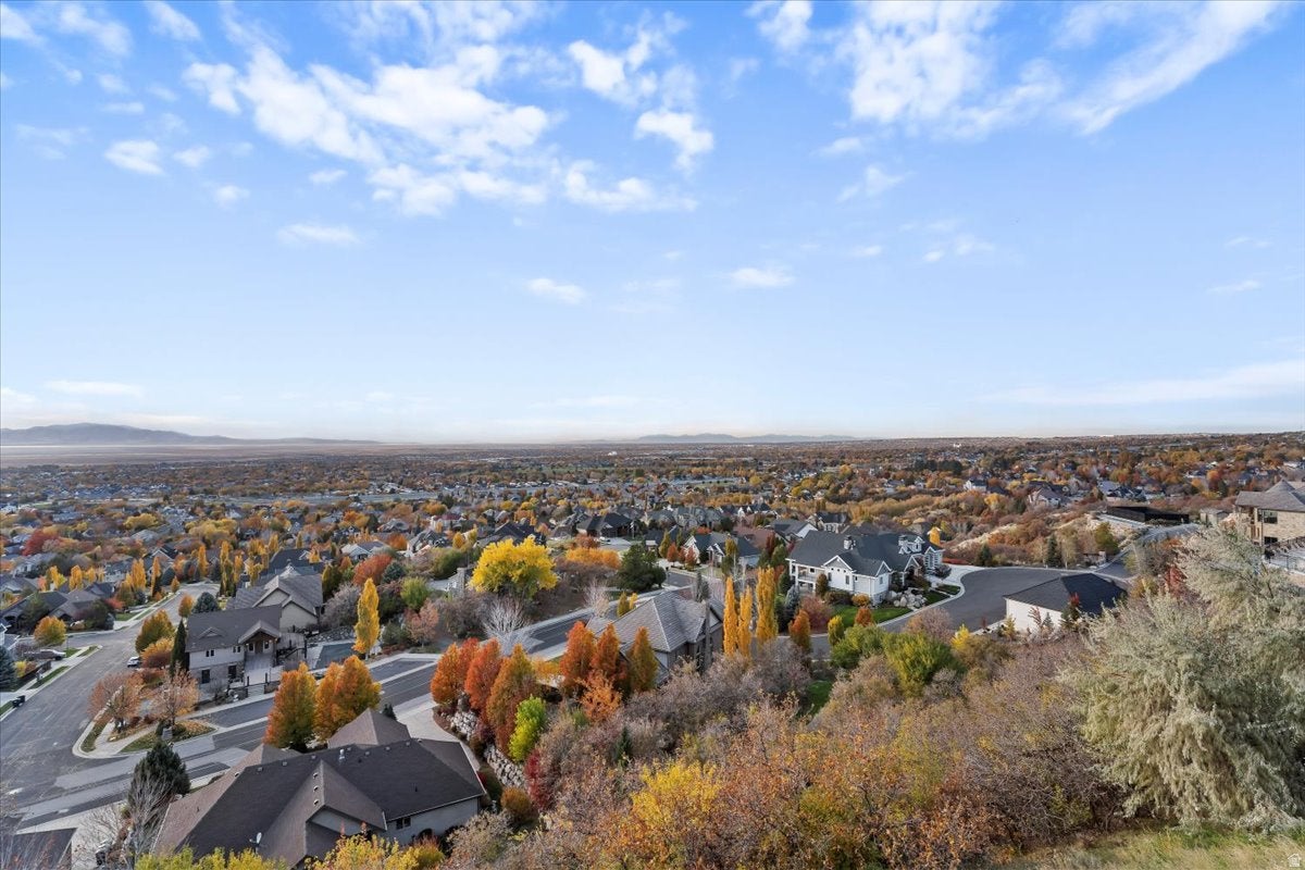 Fruit Heights, Utah, 84037, United States, 4 Bedrooms Bedrooms, ,3 BathroomsBathrooms,Residential,Active,1986894