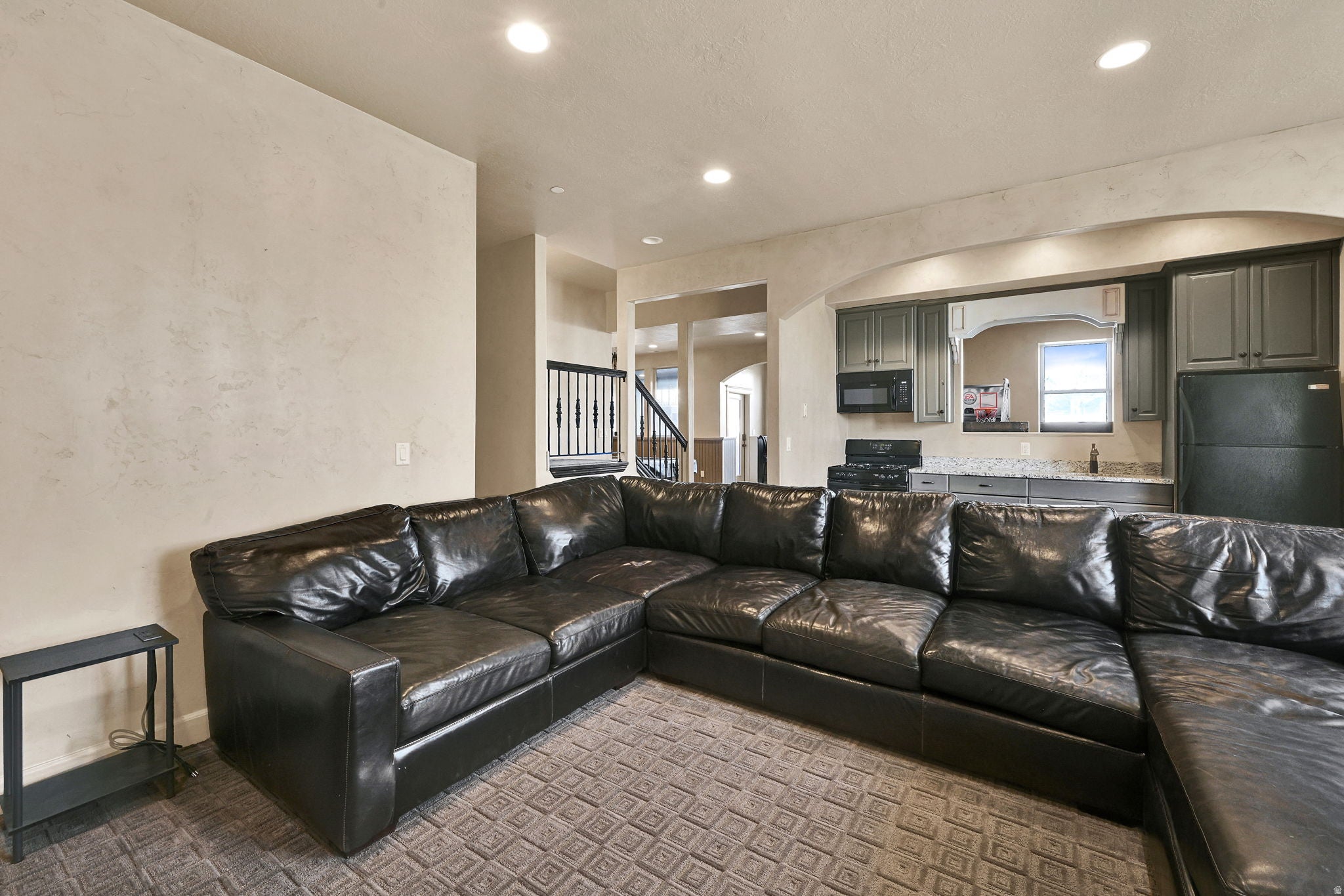 West Haven, Utah, 84401, United States, 7 Bedrooms Bedrooms, ,5 BathroomsBathrooms,Residential,Active,2002335