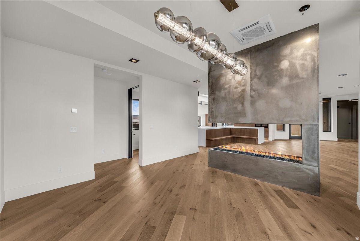 Ivins, Utah, 84738, United States, 3 Bedrooms Bedrooms, ,4 BathroomsBathrooms,Residential,Active,1986865