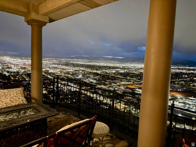 Salt Lake City, Utah, 84103, United States, 5 Bedrooms Bedrooms, ,4 BathroomsBathrooms,Residential,Active,2042745