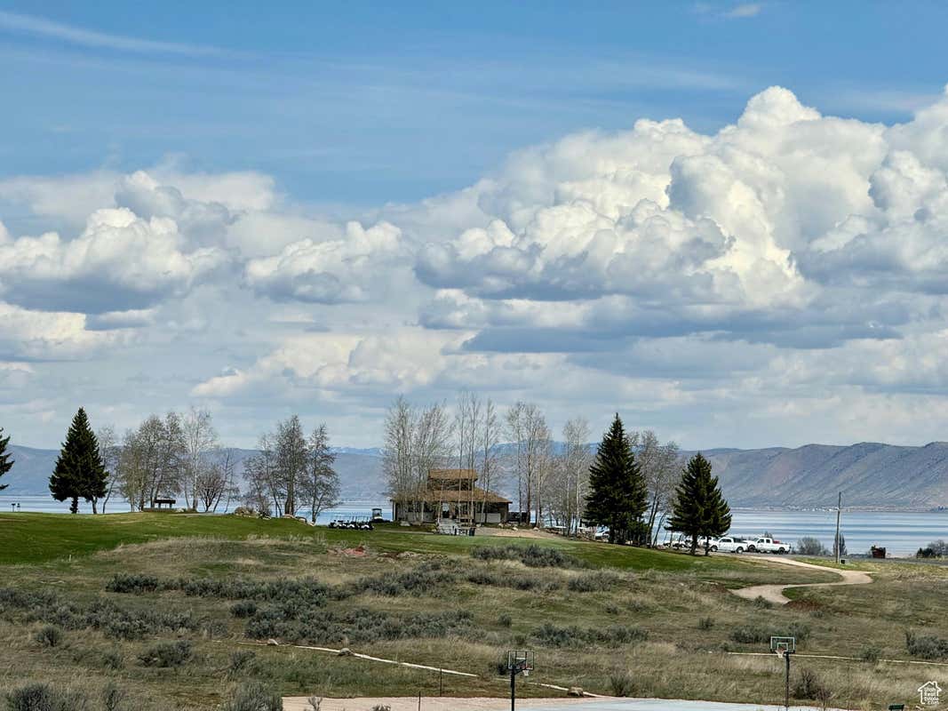 3020 S GOLF COURSE DR # 16, GARDEN CITY, UT 84028, photo 1 of 2