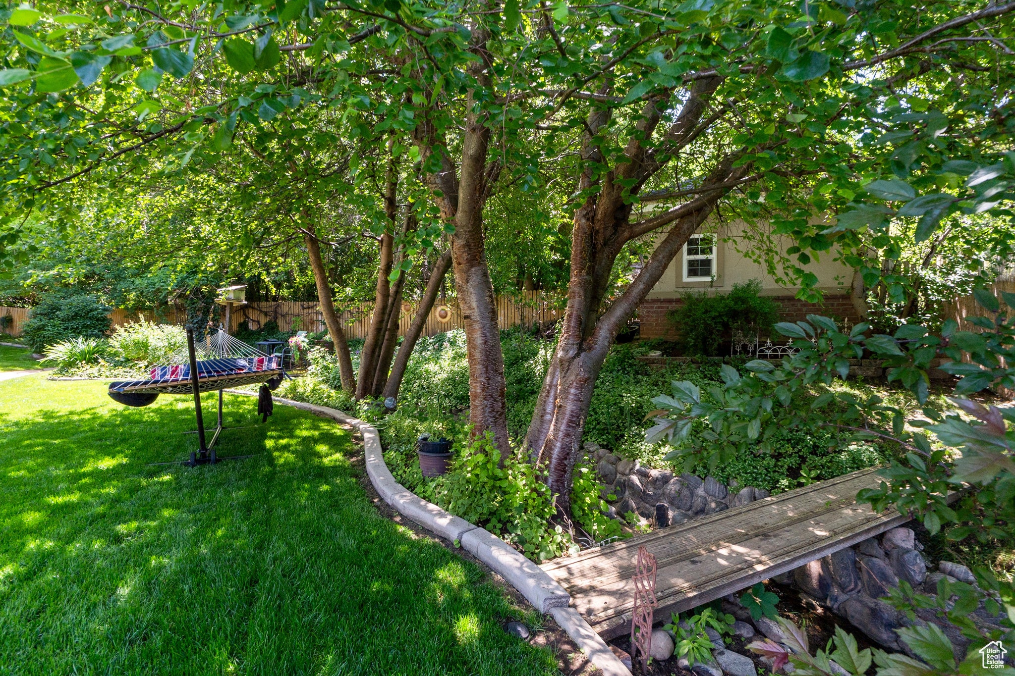 South Weber, Utah, 84405, United States, ,6 BathroomsBathrooms,Residential,Active,1843847