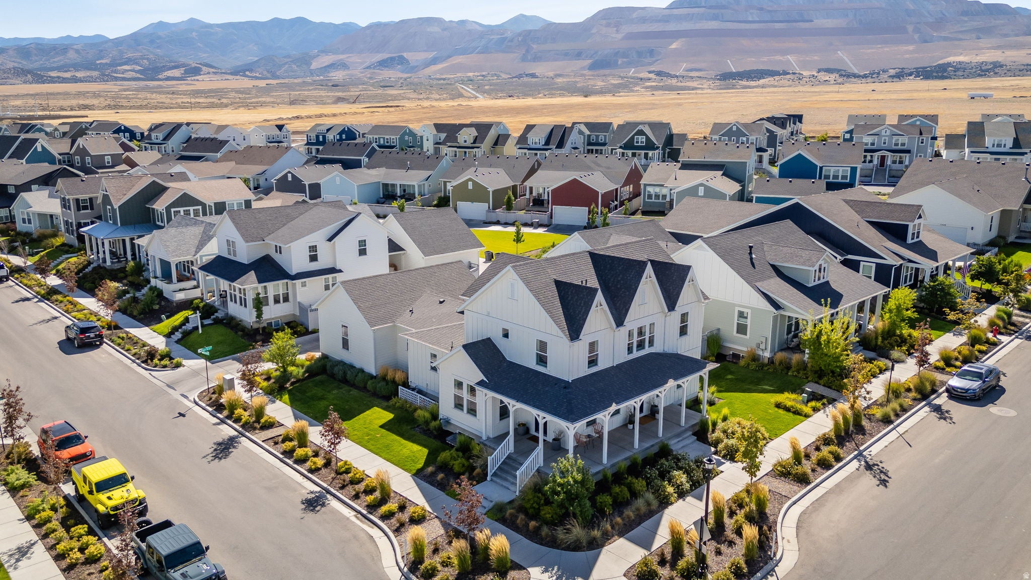 South Jordan, Utah, 84009, United States, 6 Bedrooms Bedrooms, ,5 BathroomsBathrooms,Residential,Active,2008308