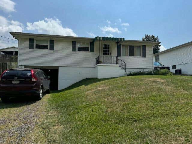 811 TERIKA DR, FOLLANSBEE, WV 26037, photo 1 of 20