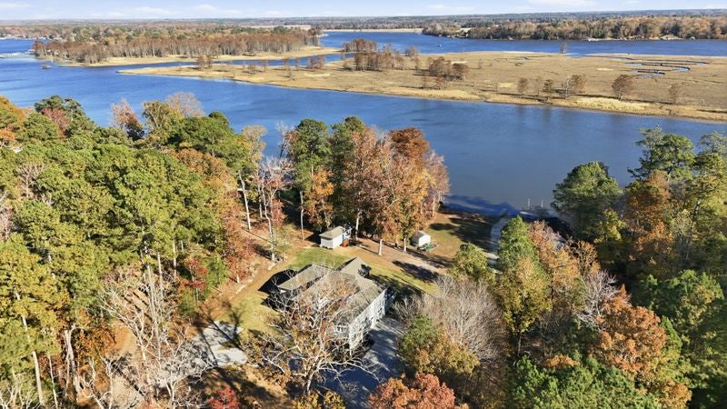 Charles City, Virginia, 23030, United States, 3 Bedrooms Bedrooms, ,4 BathroomsBathrooms,Residential,Active,1992303