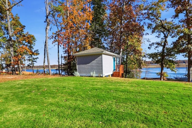 Charles City, Virginia, 23030, United States, 3 Bedrooms Bedrooms, ,4 BathroomsBathrooms,Residential,Active,1992303