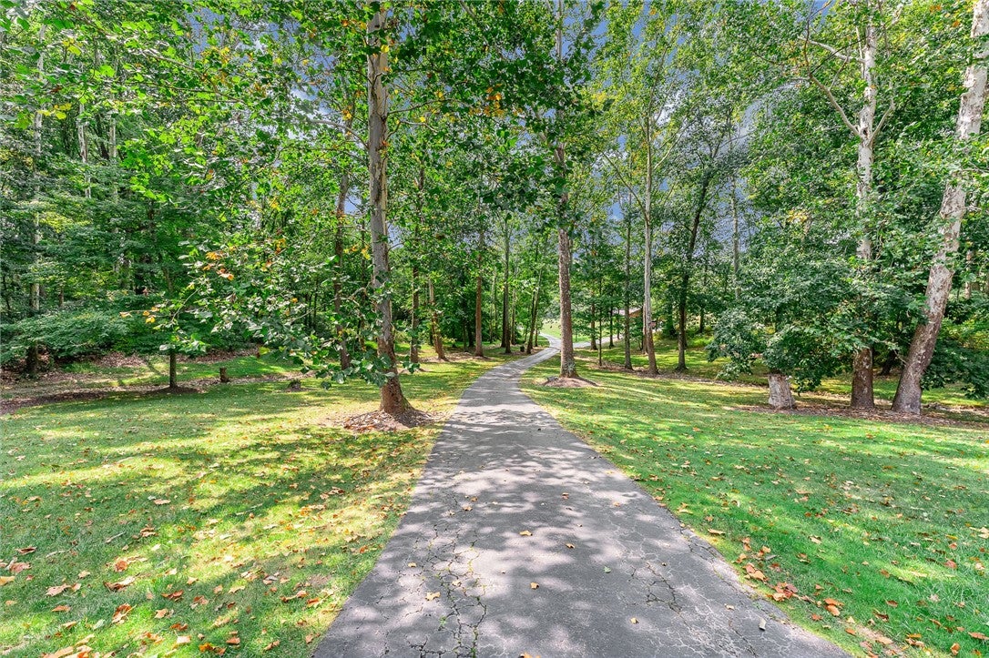 Waynesburg, Pennsylvania, 15370, United States, 5 Bedrooms Bedrooms, ,5 BathroomsBathrooms,Residential,Active,1971790