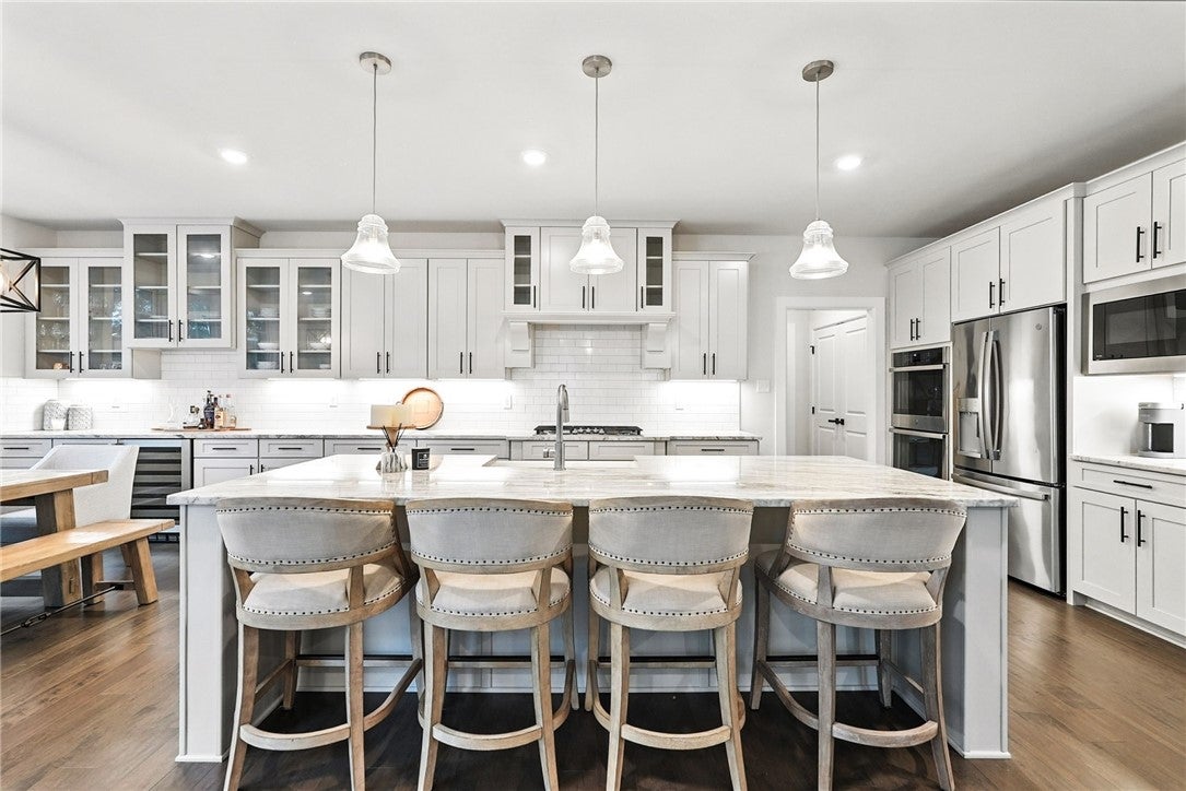 Wexford, Pennsylvania, 15090, United States, 4 Bedrooms Bedrooms, ,5 BathroomsBathrooms,Residential,Active,1934785