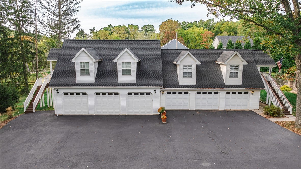 Valencia, Pennsylvania, 16059, United States, 4 Bedrooms Bedrooms, ,4 BathroomsBathrooms,Residential,Active,2011196