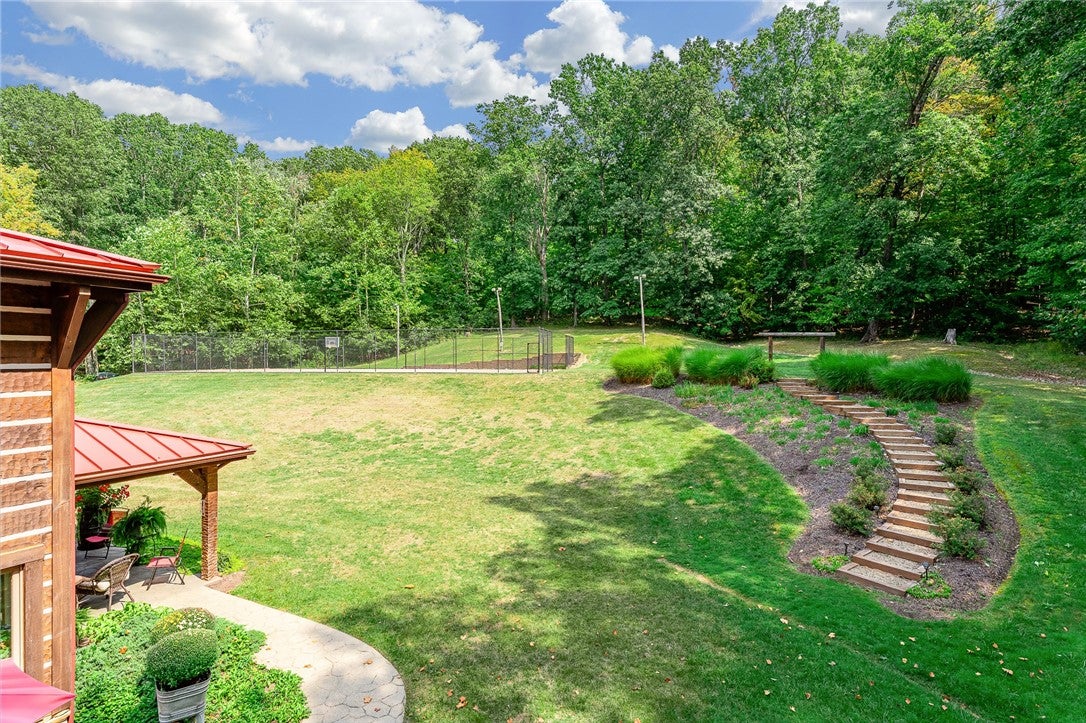 Waynesburg, Pennsylvania, 15370, United States, 5 Bedrooms Bedrooms, ,5 BathroomsBathrooms,Residential,Active,1971790