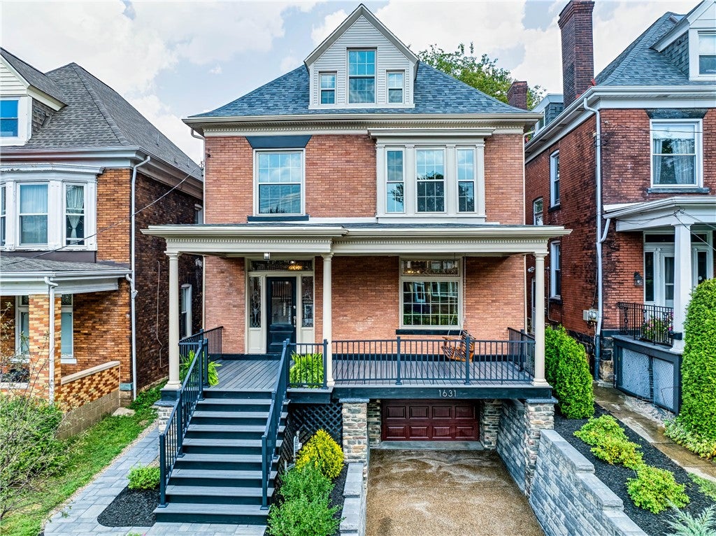 Pittsburgh, Pennsylvania, 15217, United States, 5 Bedrooms Bedrooms, ,4 BathroomsBathrooms,Residential,Active,1922334