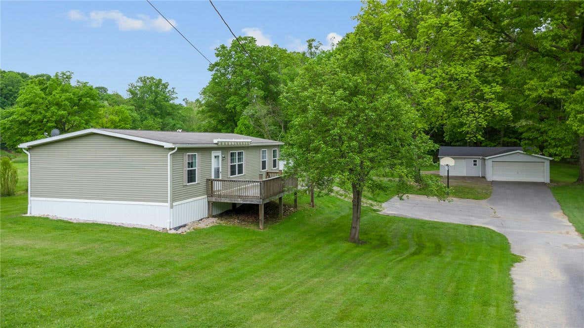 135 NOEL DR, SALTSBURG, PA 15681, photo 1 of 38