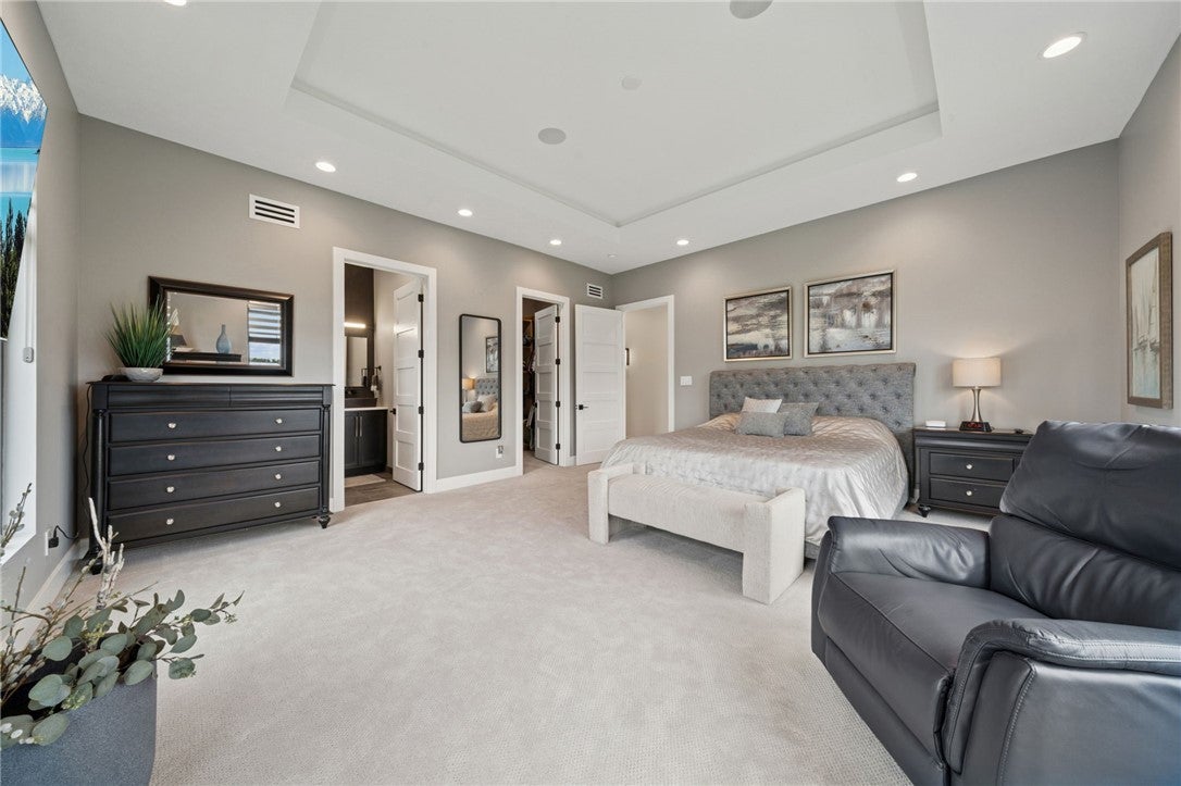 Greensburg, Pennsylvania, 15601, United States, 4 Bedrooms Bedrooms, ,5 BathroomsBathrooms,Residential,Active,1988789