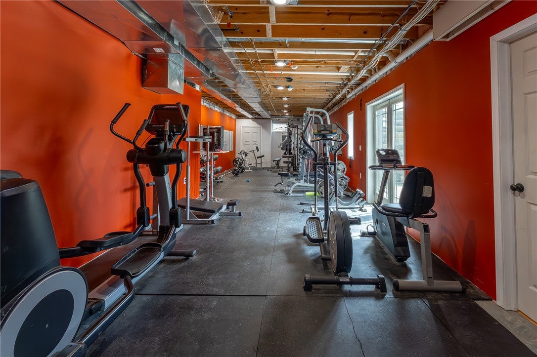 Mercer, Pennsylvania, 16137, United States, 3 Bedrooms Bedrooms, ,4 BathroomsBathrooms,Residential,Active,2040220