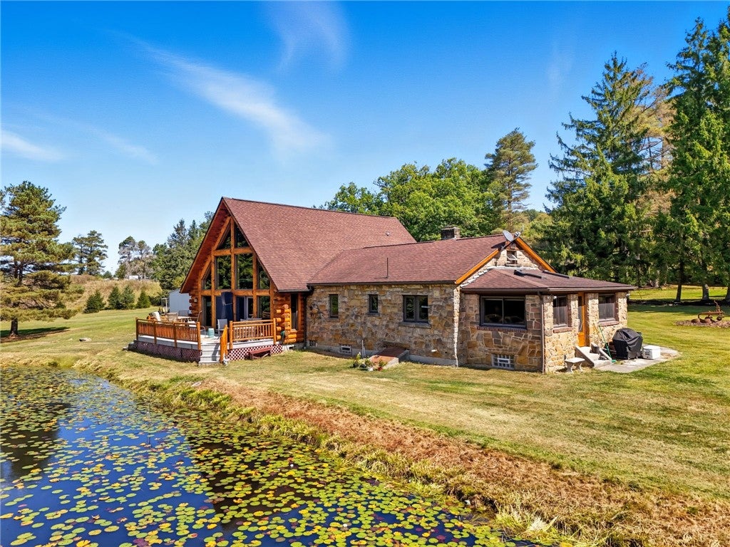 Emlenton, Pennsylvania, 16373, United States, 3 Bedrooms Bedrooms, ,3 BathroomsBathrooms,Residential,Active,1945255
