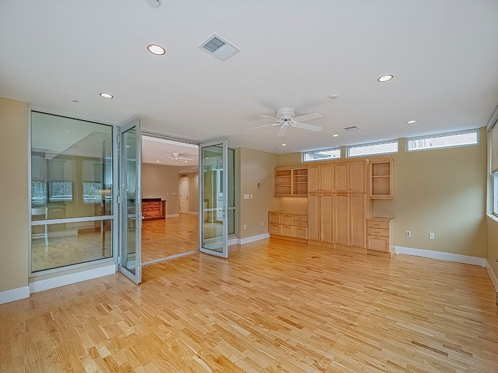 Pittsburgh, Pennsylvania, 15213, United States, ,4 BathroomsBathrooms,Residential,Active,1764918