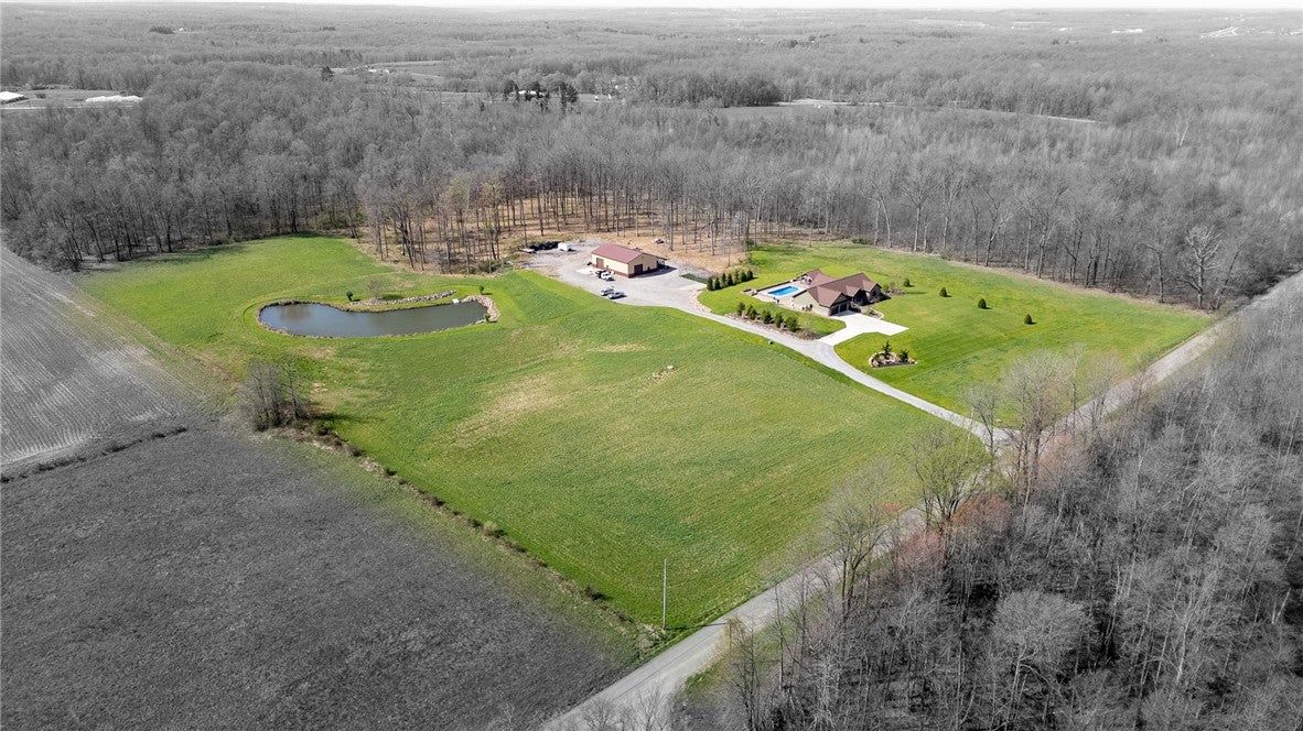 Mercer, Pennsylvania, 16137, United States, 3 Bedrooms Bedrooms, ,4 BathroomsBathrooms,Residential,Active,2040220