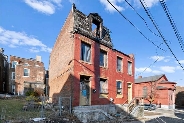 246 ATER WAY, PITTSBURGH, PA 15201, photo 1 of 8