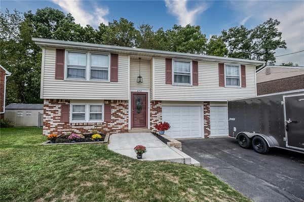 673 REGENCY DR, PITTSBURGH, PA 15239 - Image 1