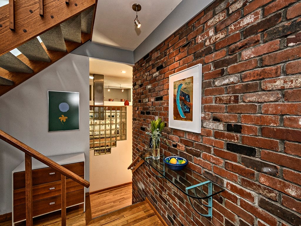 Pittsburgh, Pennsylvania, 15232, United States, 3 Bedrooms Bedrooms, ,2 BathroomsBathrooms,Residential,Active,1905131
