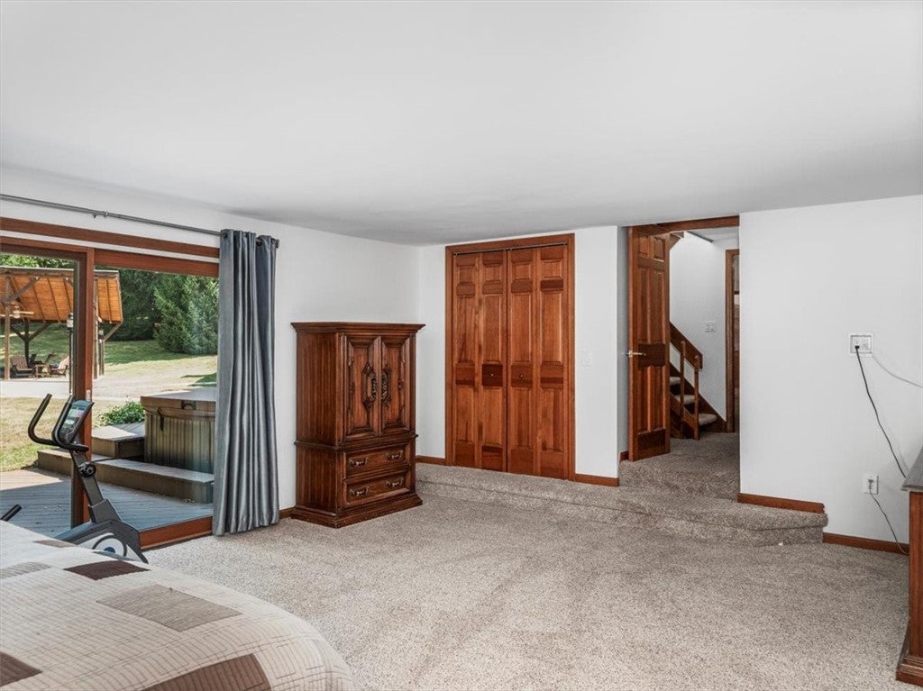Pittsburgh, Pennsylvania, 15241, United States, 4 Bedrooms Bedrooms, ,5 BathroomsBathrooms,Residential,Active,1926915