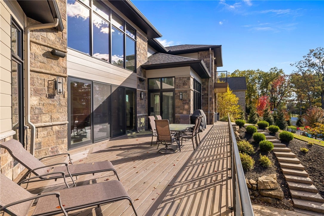 Wexford, Pennsylvania, 15090, United States, 5 Bedrooms Bedrooms, ,5 BathroomsBathrooms,Residential,Active,2006966