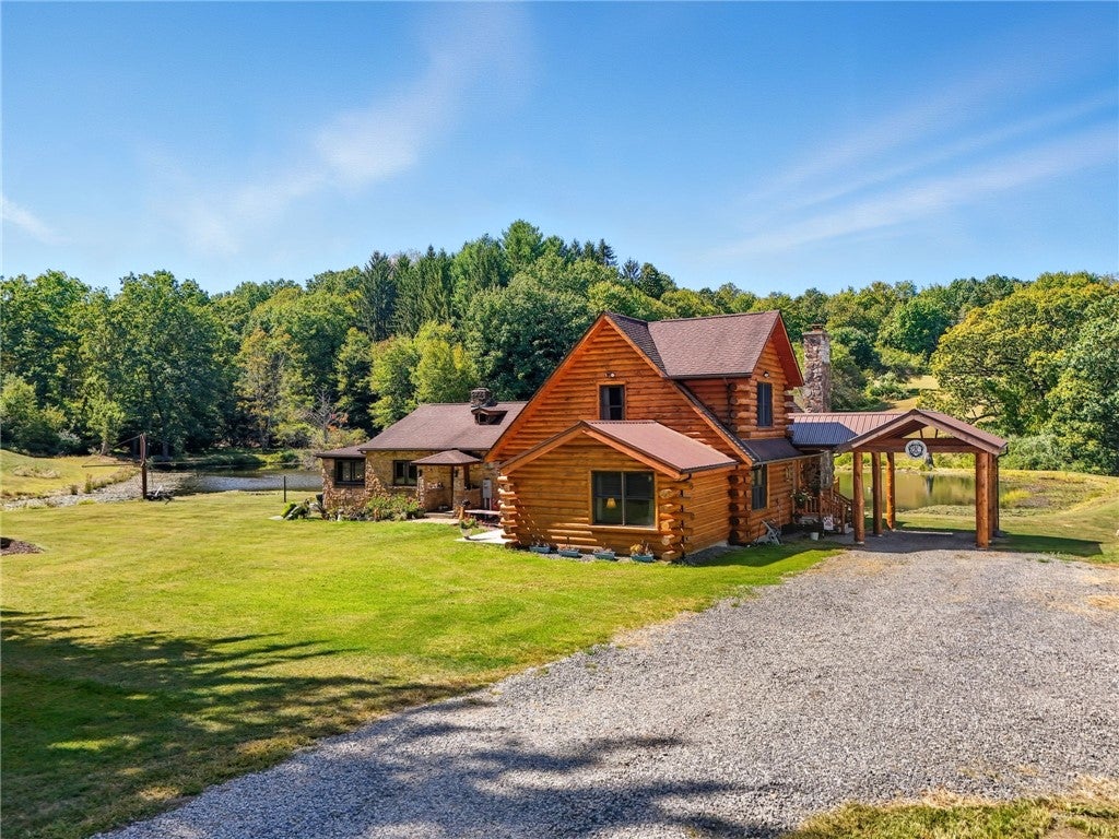 Emlenton, Pennsylvania, 16373, United States, 3 Bedrooms Bedrooms, ,3 BathroomsBathrooms,Residential,Active,1945255