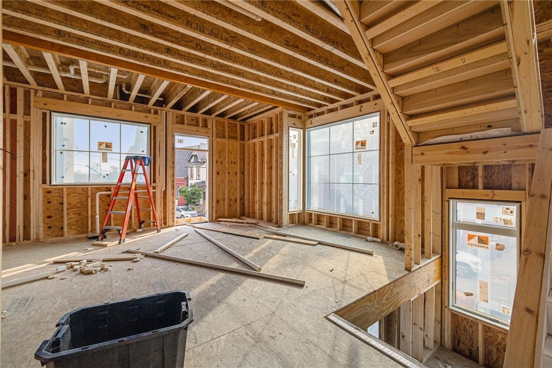 Pittsburgh, Pennsylvania, 15201, United States, 5 Bedrooms Bedrooms, ,5 BathroomsBathrooms,Residential,Active,1898029