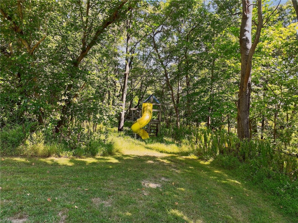 Canonsburg, Pennsylvania, 15317, United States, 5 Bedrooms Bedrooms, ,5 BathroomsBathrooms,Residential,Active,2009822