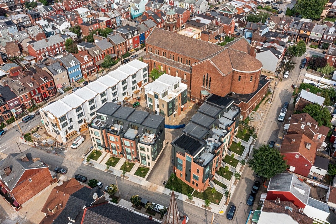 Pittsburgh, Pennsylvania, 15201, United States, 5 Bedrooms Bedrooms, ,5 BathroomsBathrooms,Residential,Active,1898029