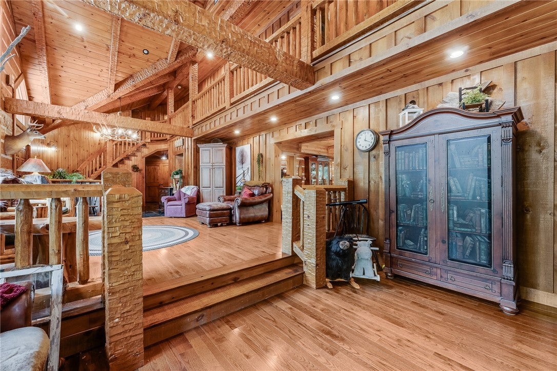 Waynesburg, Pennsylvania, 15370, United States, 5 Bedrooms Bedrooms, ,5 BathroomsBathrooms,Residential,Active,1971790