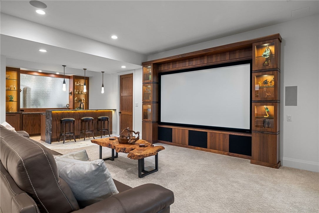 Wexford, Pennsylvania, 15090, United States, 5 Bedrooms Bedrooms, ,5 BathroomsBathrooms,Residential,Active,2006966