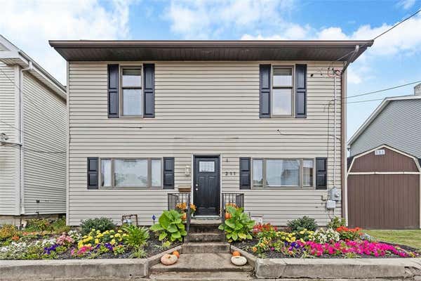 211 LLOYD AVE, LATROBE, PA 15650 - Image 1