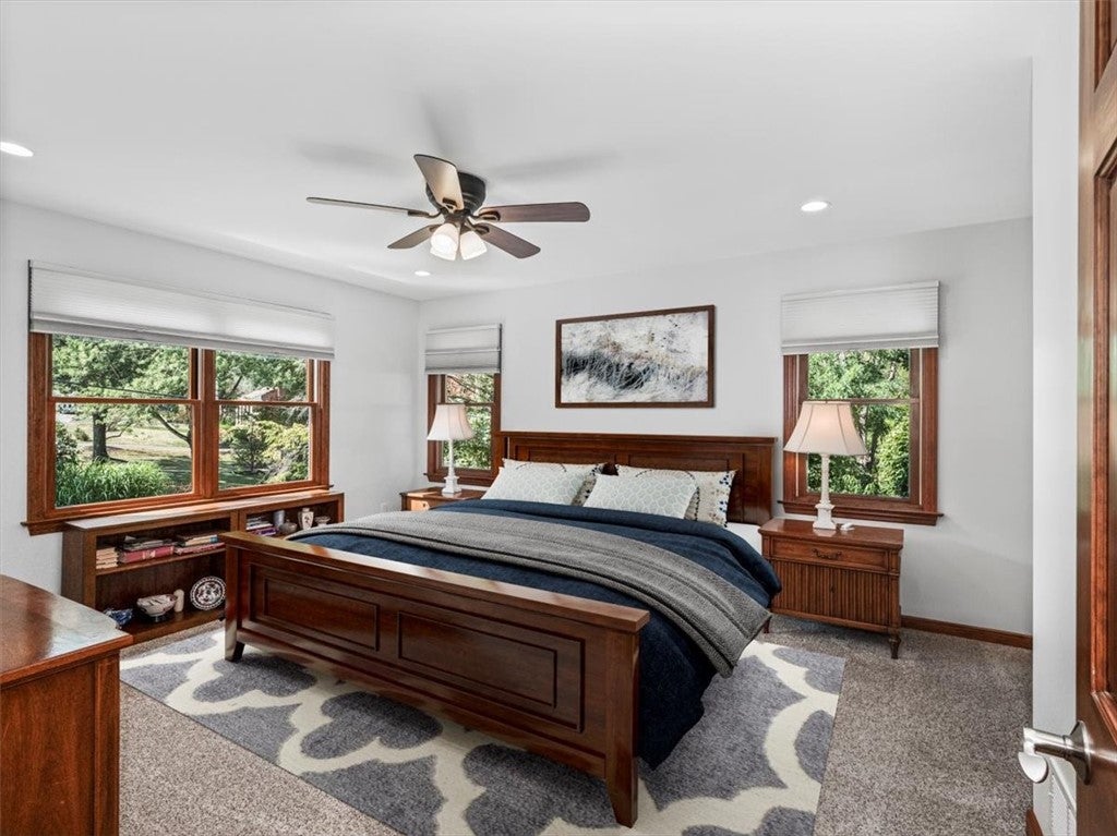 Pittsburgh, Pennsylvania, 15241, United States, 4 Bedrooms Bedrooms, ,5 BathroomsBathrooms,Residential,Active,1926915