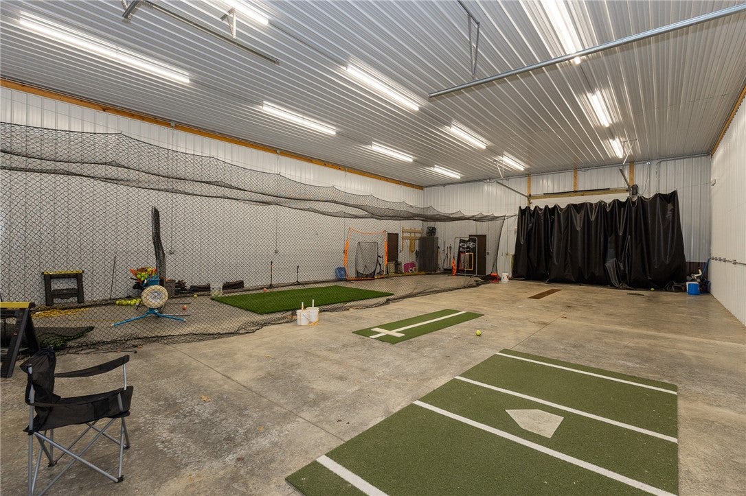 Mercer, Pennsylvania, 16137, United States, 3 Bedrooms Bedrooms, ,4 BathroomsBathrooms,Residential,Active,2040220