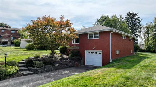 444 COLONIAL DR, MONROEVILLE, PA 15146, photo 3 of 29