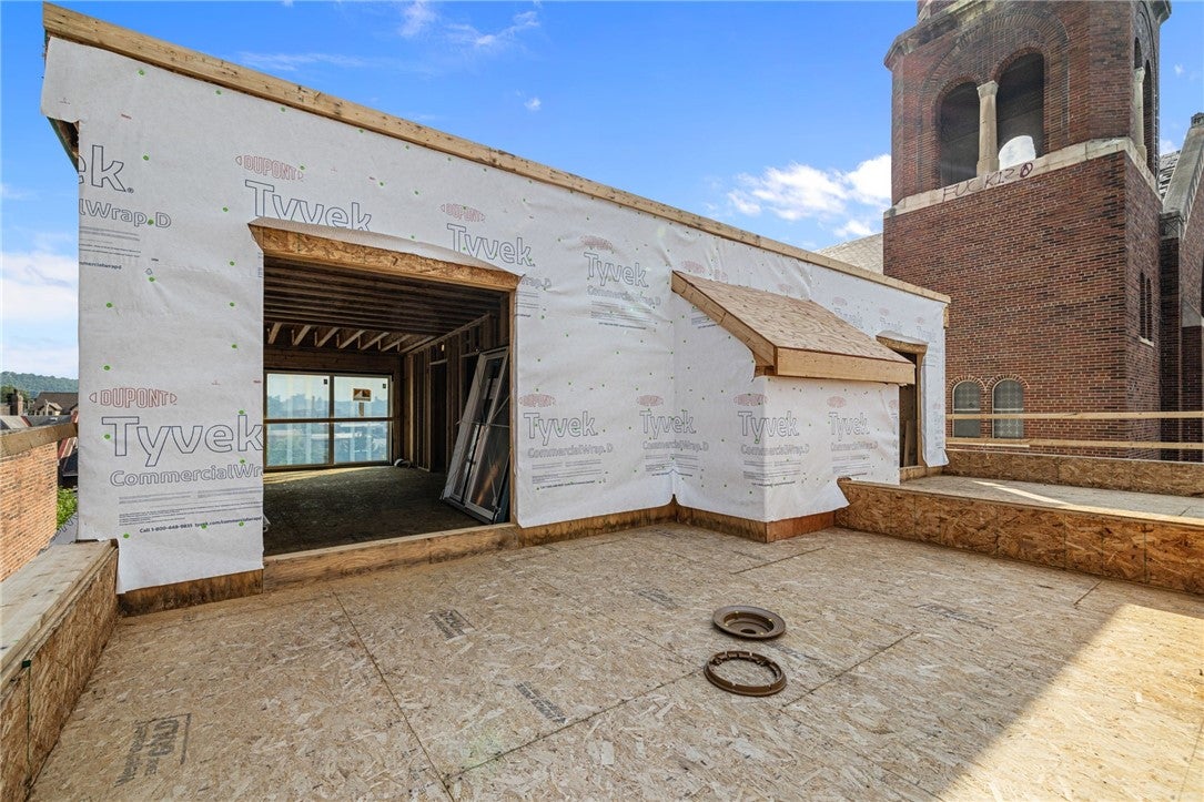 Pittsburgh, Pennsylvania, 15201, United States, 4 Bedrooms Bedrooms, ,5 BathroomsBathrooms,Residential,Active,1900409