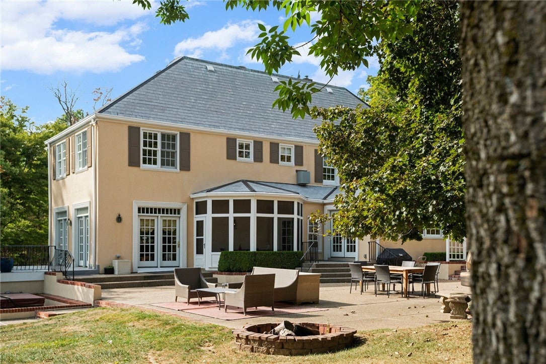 Sewickley, Pennsylvania, 15143, United States, 3 Bedrooms Bedrooms, ,4 BathroomsBathrooms,Residential,Active,1952620