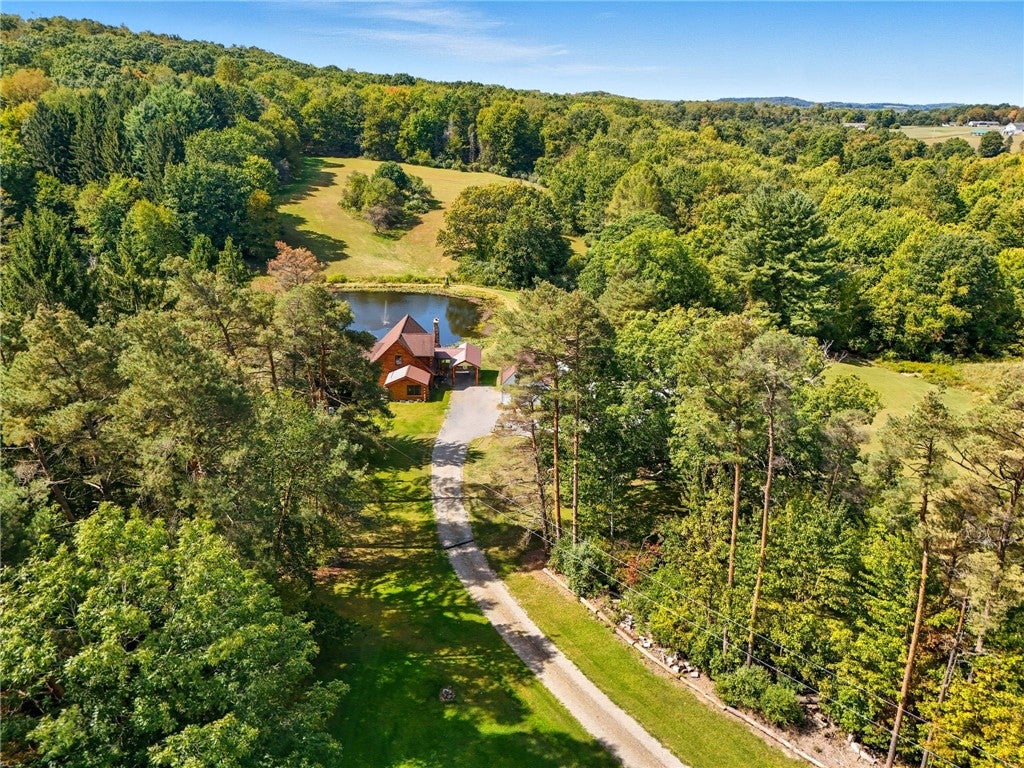Emlenton, Pennsylvania, 16373, United States, 3 Bedrooms Bedrooms, ,3 BathroomsBathrooms,Residential,Active,1945255