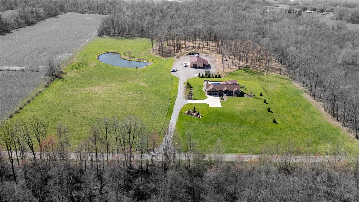 Mercer, Pennsylvania, 16137, United States, 3 Bedrooms Bedrooms, ,4 BathroomsBathrooms,Residential,Active,2040220