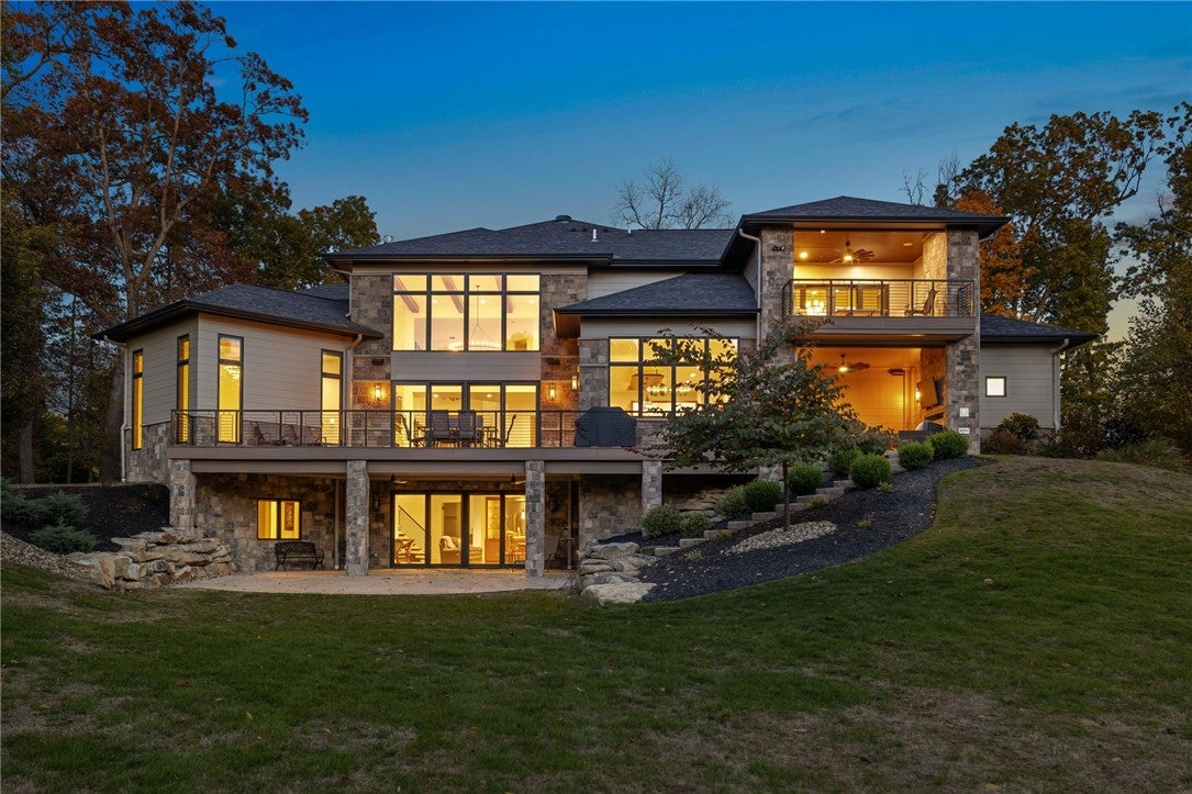 Wexford, Pennsylvania, 15090, United States, 5 Bedrooms Bedrooms, ,5 BathroomsBathrooms,Residential,Active,2006966