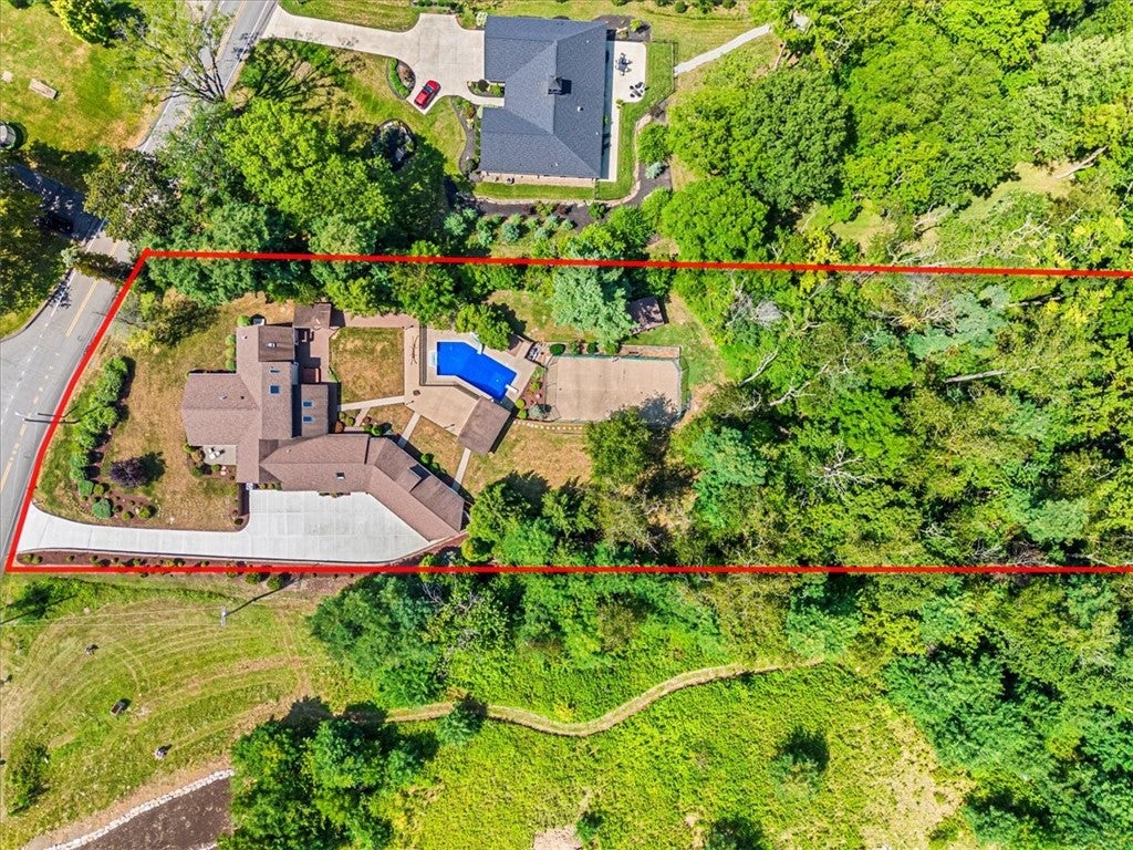 Pittsburgh, Pennsylvania, 15241, United States, 4 Bedrooms Bedrooms, ,5 BathroomsBathrooms,Residential,Active,1926915