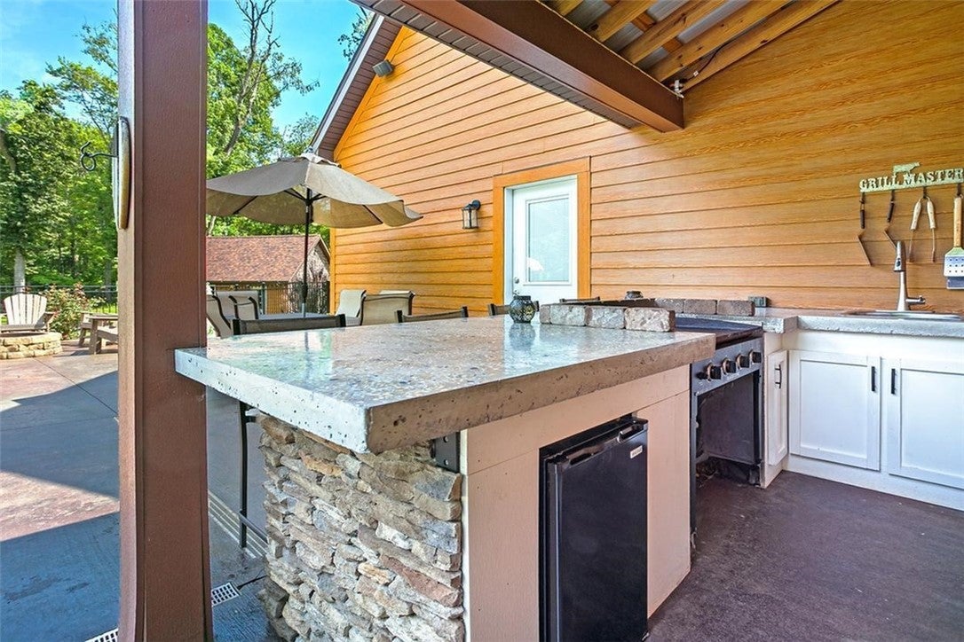 Murrysville, Pennsylvania, 15668, United States, 4 Bedrooms Bedrooms, ,5 BathroomsBathrooms,Residential,Active,1899900
