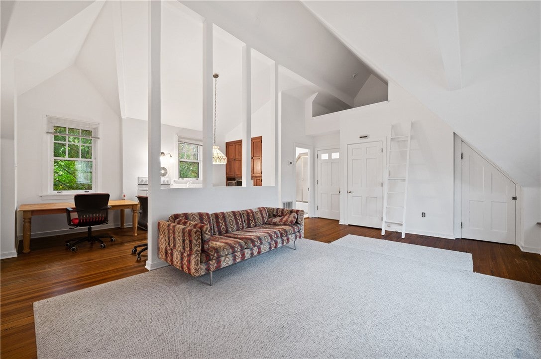 Pittsburgh, Pennsylvania, 15232, United States, 8 Bedrooms Bedrooms, ,6 BathroomsBathrooms,Residential,Active,1973278