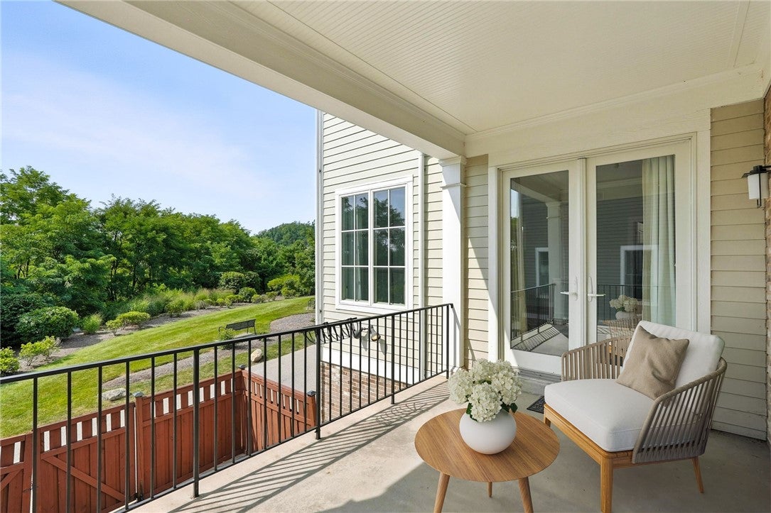 Pittsburgh, Pennsylvania, 15217, United States, 4 Bedrooms Bedrooms, ,5 BathroomsBathrooms,Residential,Active,1936146