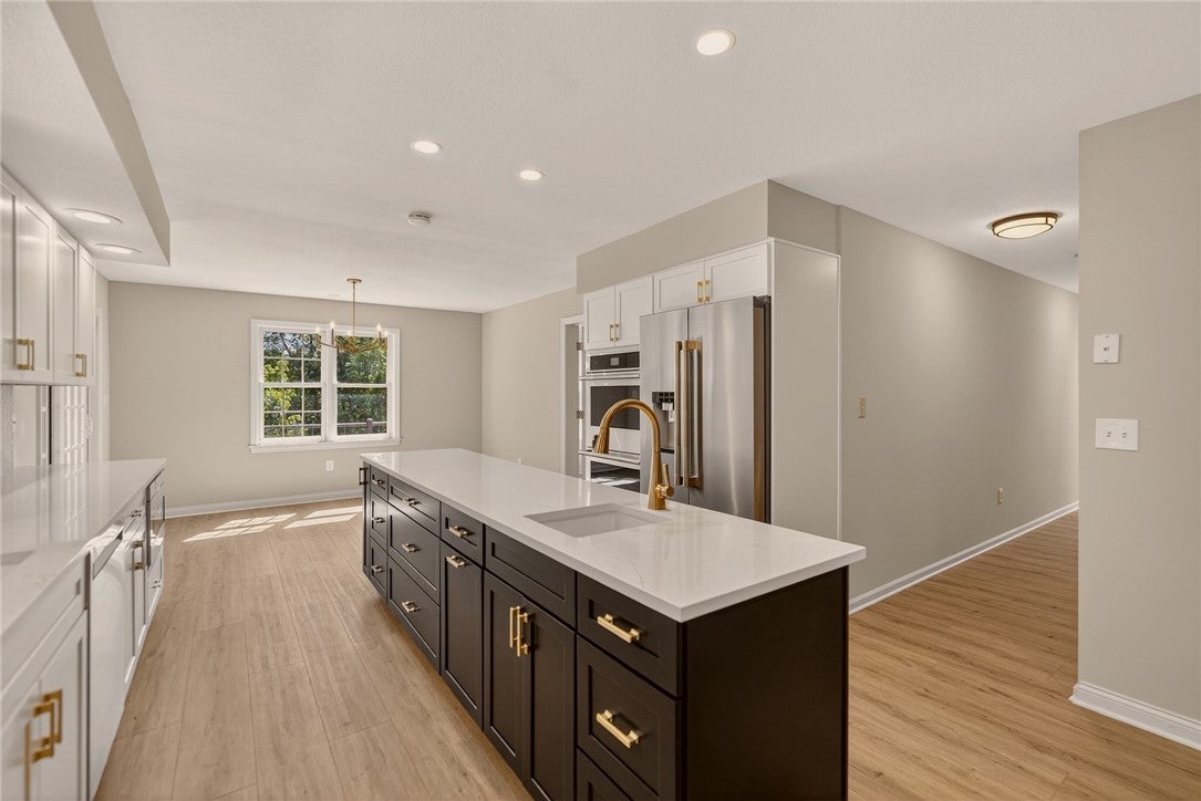 Canonsburg, Pennsylvania, 15317, United States, 5 Bedrooms Bedrooms, ,5 BathroomsBathrooms,Residential,Active,2009822